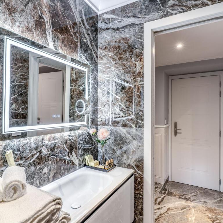 Spanish Steps Oasis Suite - Suite Queen Deluxe - 16