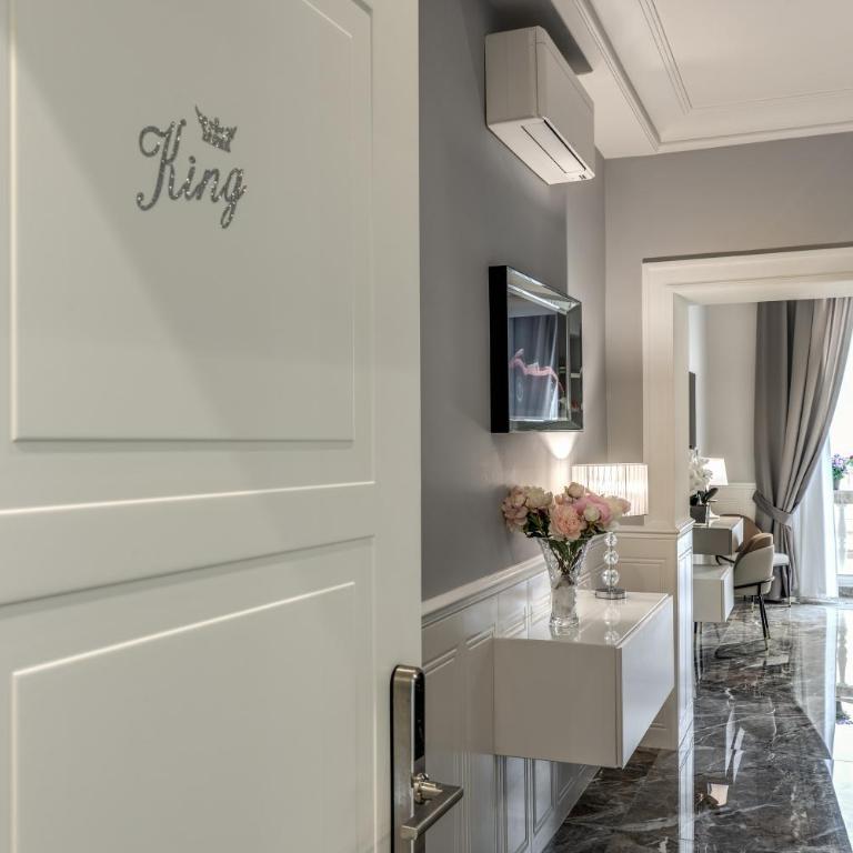 Spanish Steps Oasis Suite - Suite King Deluxe - 21