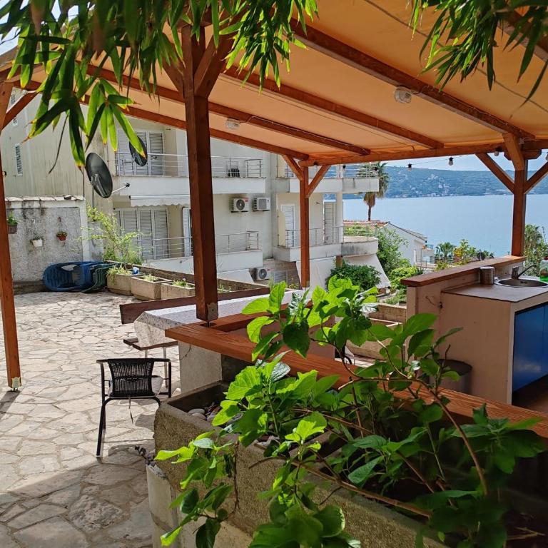 Petrovic house - Two-Bedroom House - 18