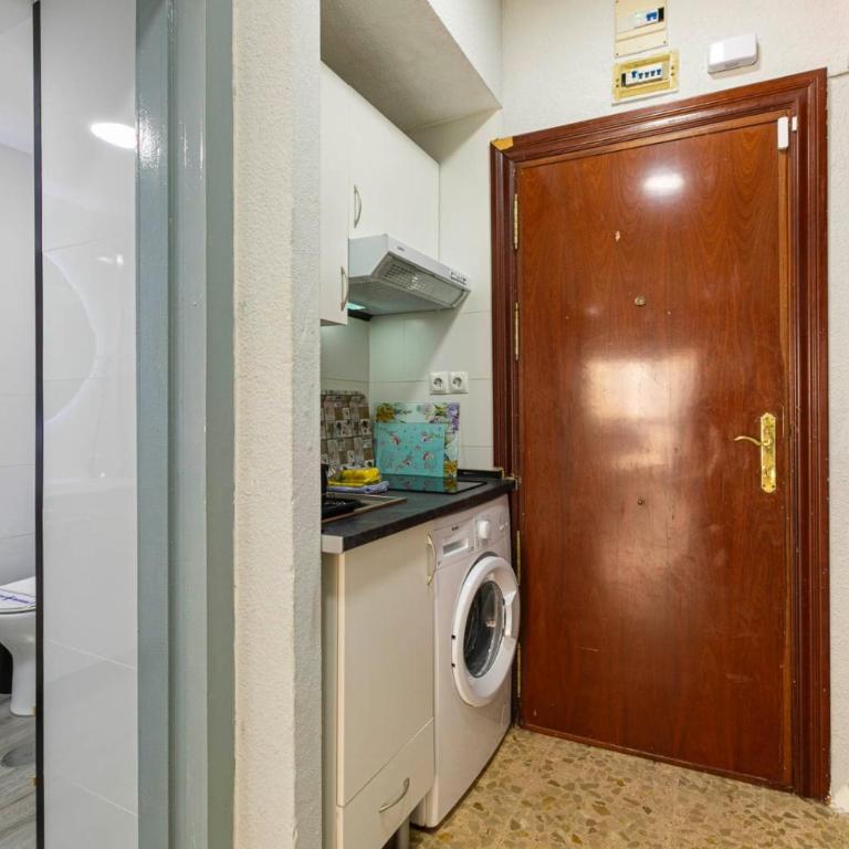 Apartamento ANSON, Torremolinos centro, Luminoso ,Moderno ,Playa a 10 min pie - Apartamento de 1 dormitorio - 24