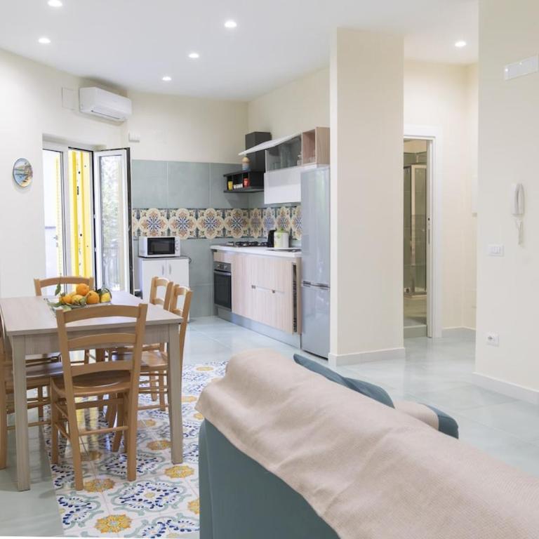 SorrentoVibes - Modern Apartment with Terrace, Swimming Pool&Tennis - Appartamento con 2 Camere da Letto - 17