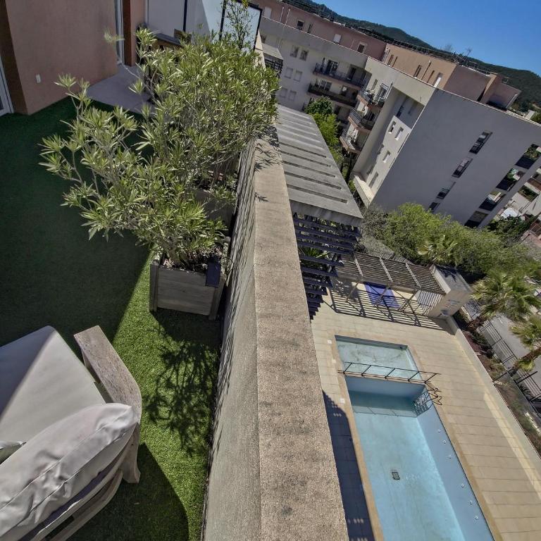 Rooftop du Lavandou - terrace and pool - One-Bedroom Apartment - 34