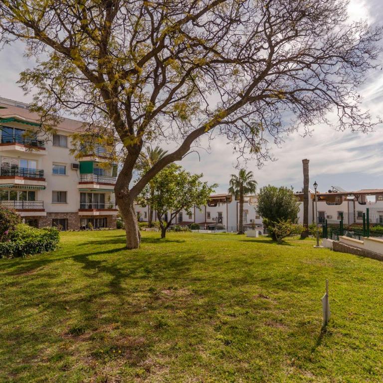 RentitSpain - Torremolinos - Pequeño Paraíso de Confort con Piscina - Apartamento de 1 dormitorio - 55