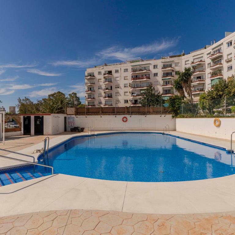 RentitSpain - Torremolinos - Pequeño Paraíso de Confort con Piscina - Apartamento de 1 dormitorio - 2