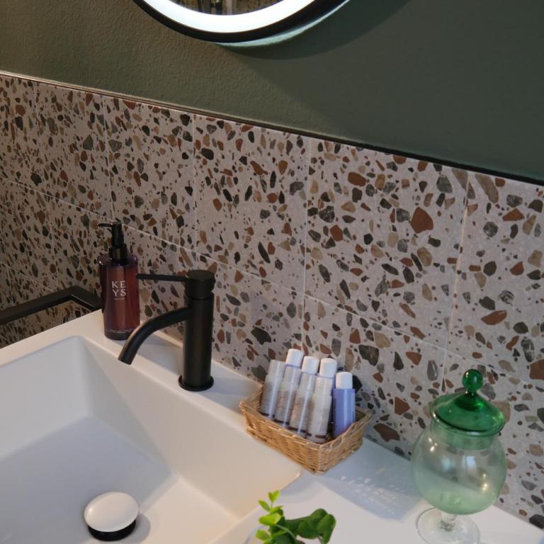 Le Tre Gemme - Luxury Rooms - Camera Matrimoniale Deluxe - 4