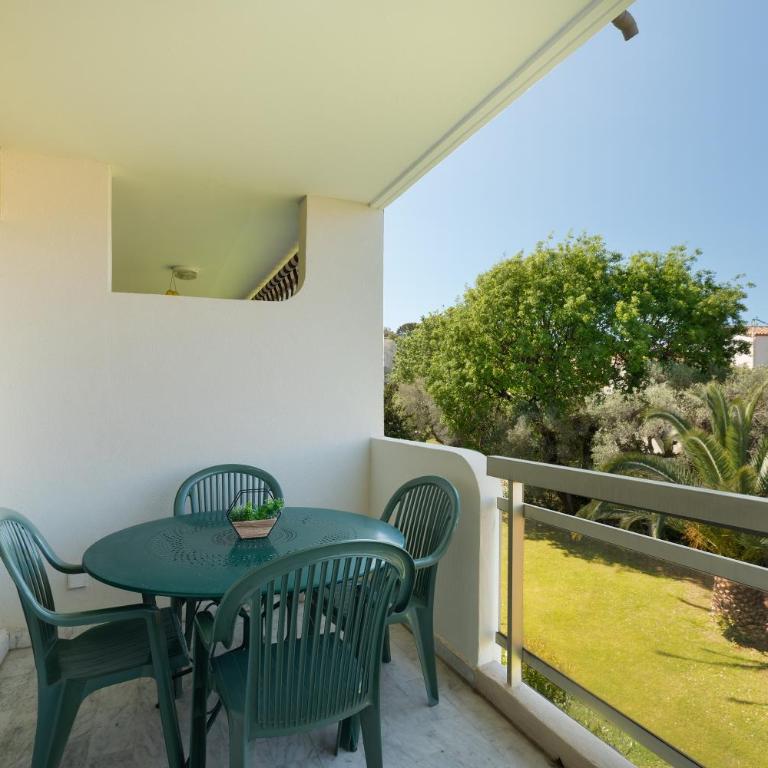 Antibes PISCINE ET TENNIS - Apartment with Garden View - 3