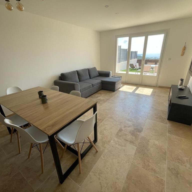 Maison belle vue - Three-Bedroom House - 5