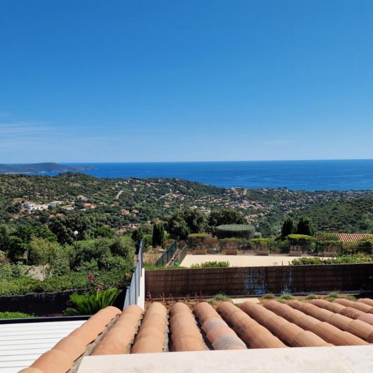 Maison belle vue - Three-Bedroom House - 18