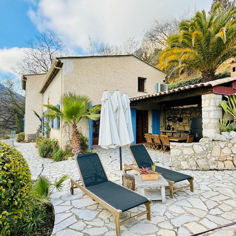 Villa au charme incroyable et piscine - Villa - 36