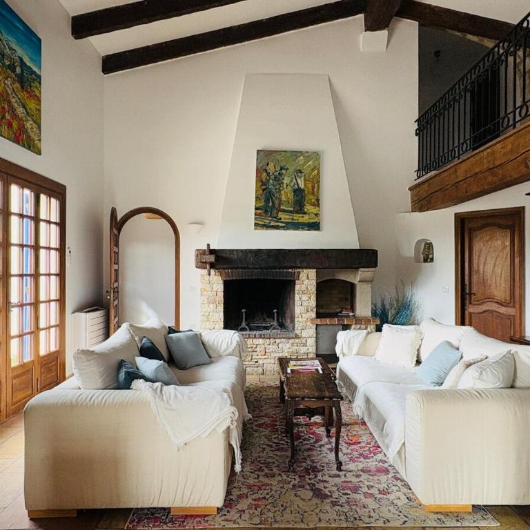 Villa au charme incroyable et piscine - Villa - 11