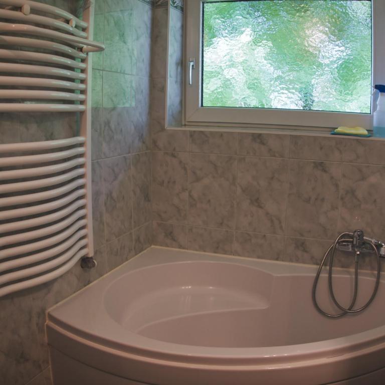 Luxescape- Seeblick- Ossiachersee- Aussicht- Natur- Radfahren- Ruhe - Apartment mit 1 Schlafzimmer - 12