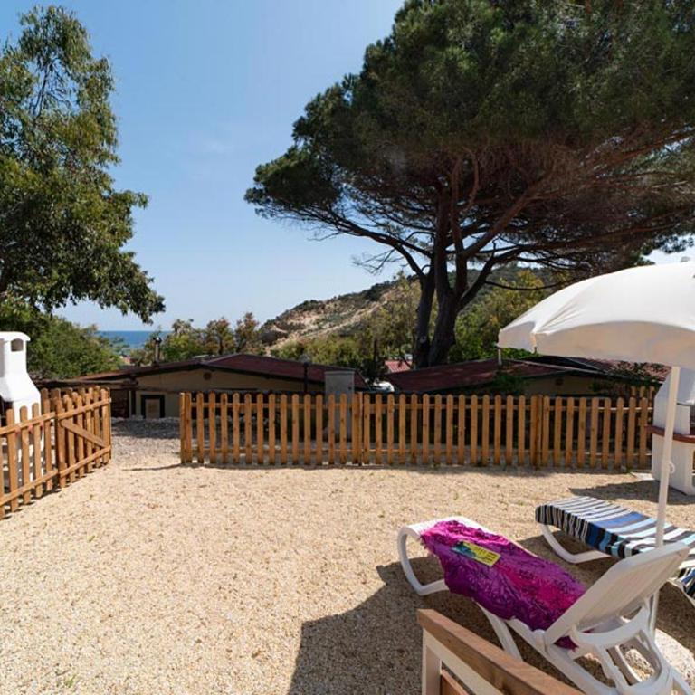 Acquaviva Village Camping - Bungalow Deluxe con Vista Mare - 1