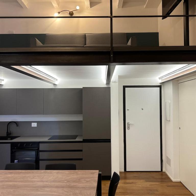 Two-room apartment in historic center with private courtyard - One-Bedroom Apartment - 2