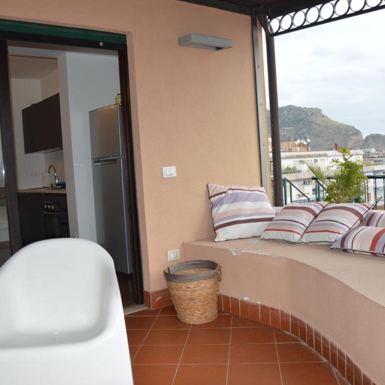 Appartamento con vista - Ampia Camera Matrimoniale - 7