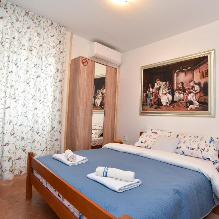 Sailor House - Double Room with Private Bathroom - 17