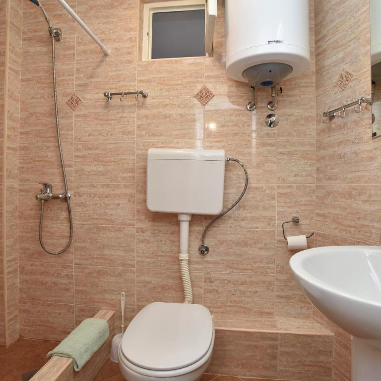 Sailor House - Single Room with Bathroom - 10