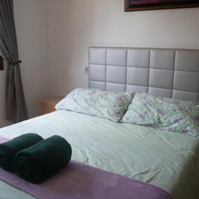Apartment Los Locos Beach with Balcony and Wi-Fi - One-Bedroom Apartment - 22