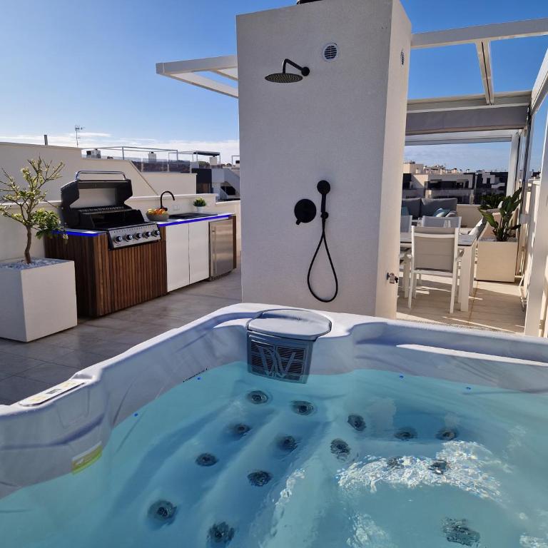 Penthouse Prestigio - Two-Bedroom Apartment - 1