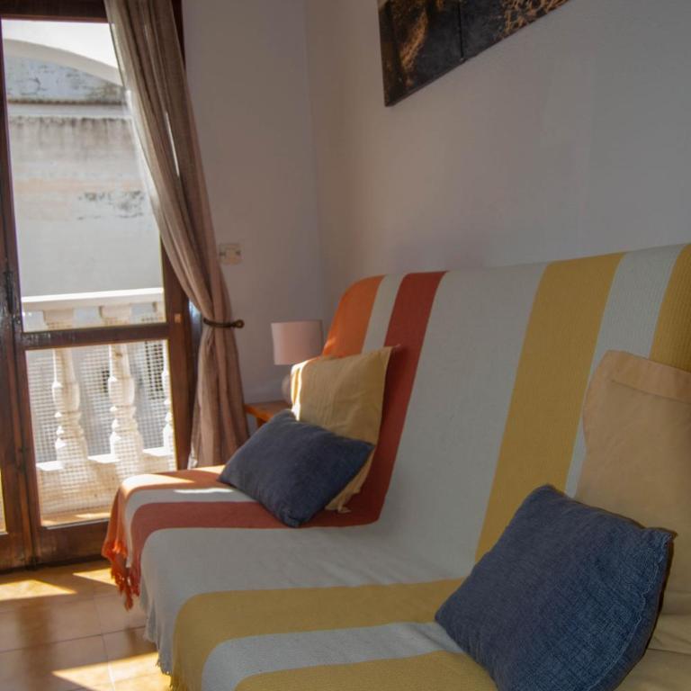 Apartment Los Locos Beach with Balcony and Wi-Fi - One-Bedroom Apartment - 12