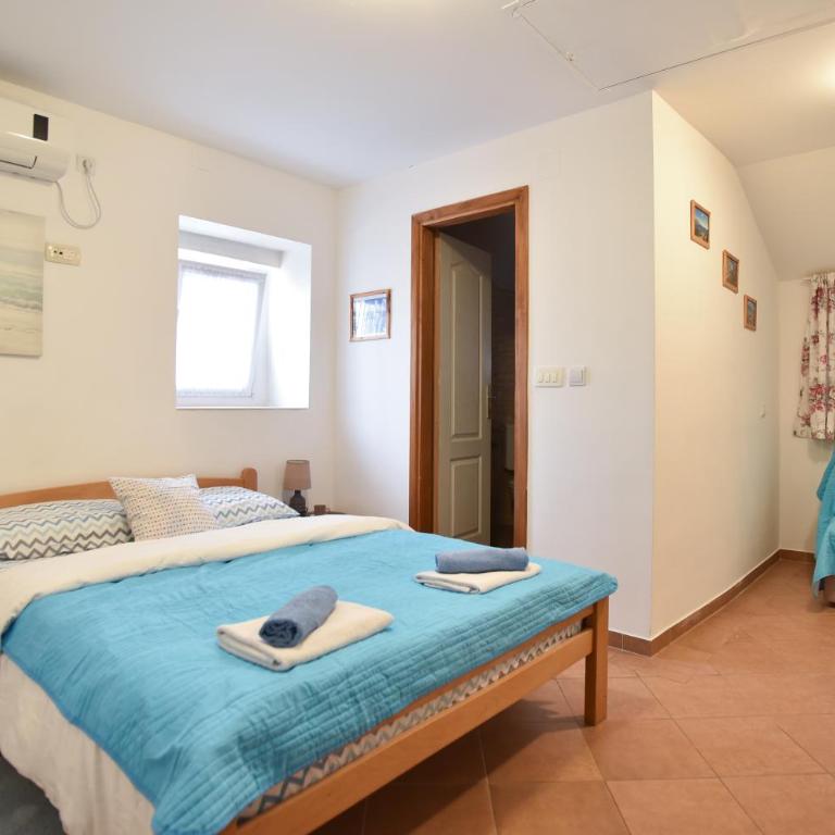 Sailor House - Standard Apartment - 12