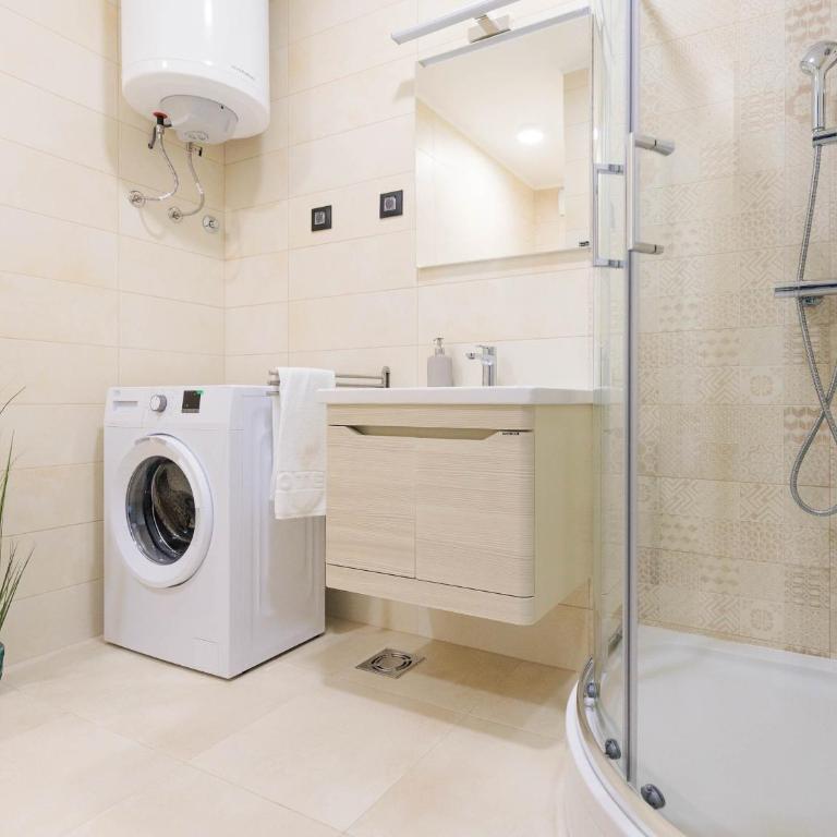 TESLA Residence Subotica - One-Bedroom Premium Apartment - 11