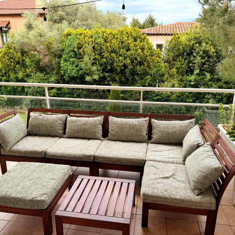 Apt with 2 bedrooms, terrace, pool & parking - Appartement 2 Chambres - 13