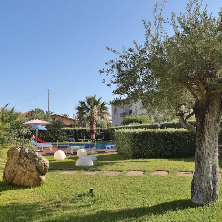 2-room apartment near Cefalù with 2 pools - Casa Vacanze Luna - Appartamento con 2 Camere da Letto - 42