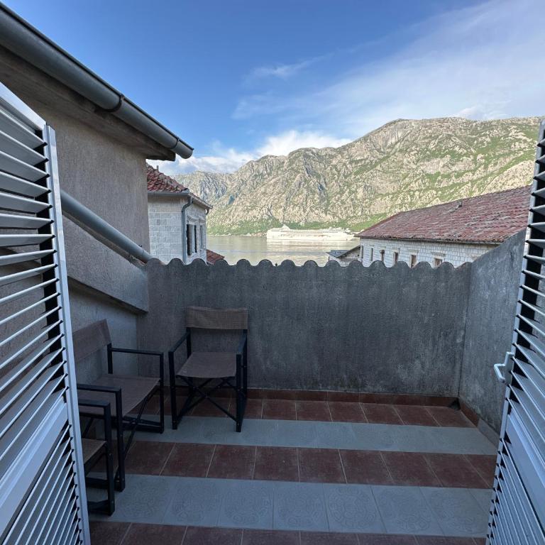 Apartments Jelena - Apartman s 1 Spavaćom Sobom i Balkonom - 15