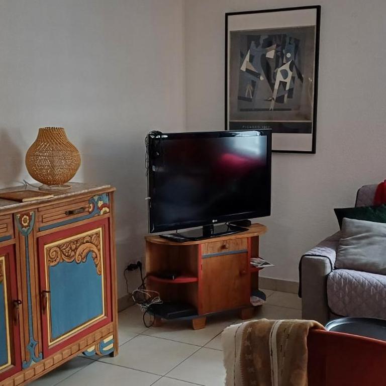 Appartement du port - Two-Bedroom Apartment - 11