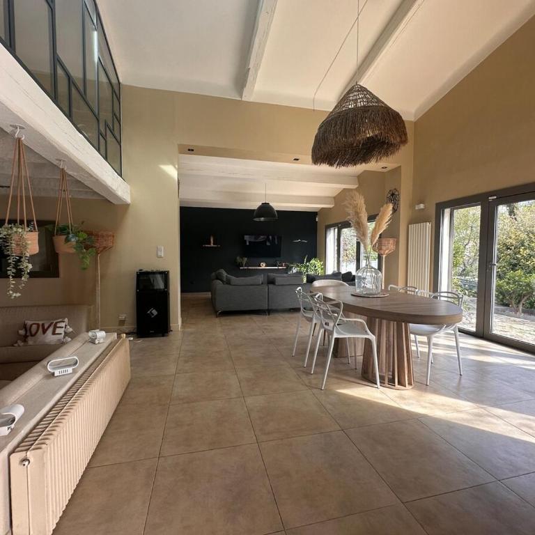 Sublime villa avec piscine - Villa - 16