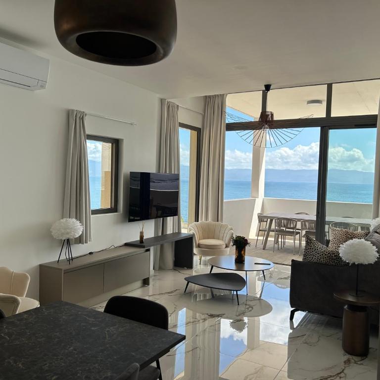 Appartement de luxe type 4 Eden Suite Sanguinaires vue mer avec piscine chauffée résidence Ajaccio - Apartment mit 3 Schlafzimmern - 76