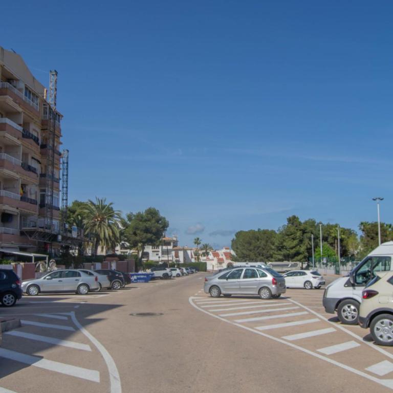 Apartment Los Locos Beach with Balcony and Wi-Fi - One-Bedroom Apartment - 45