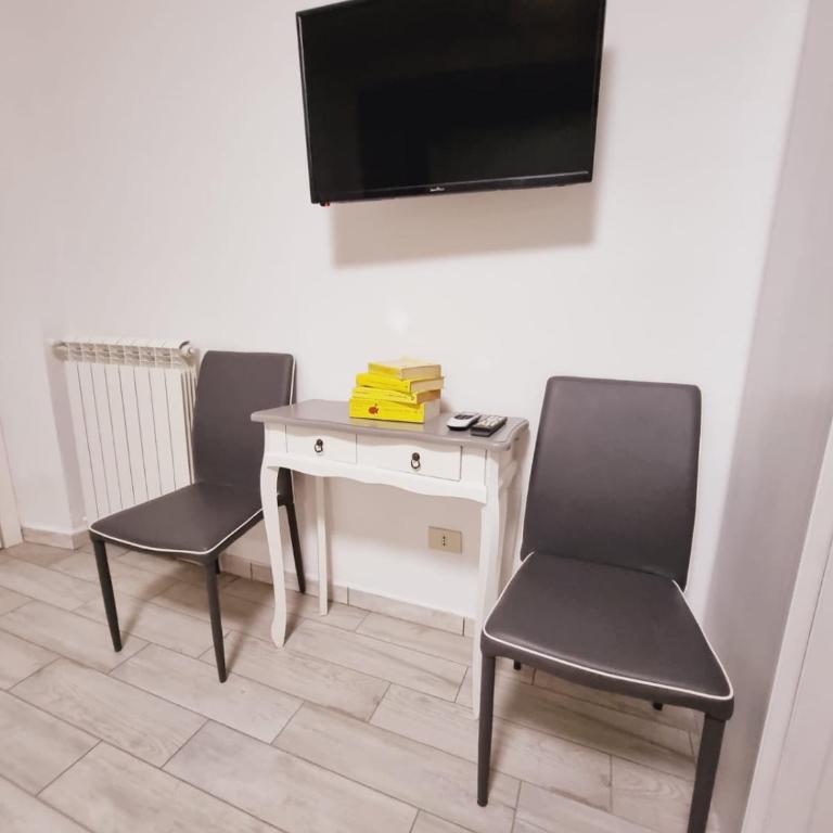 Best Stay Apartment - Two-Bedroom Apartment - 11