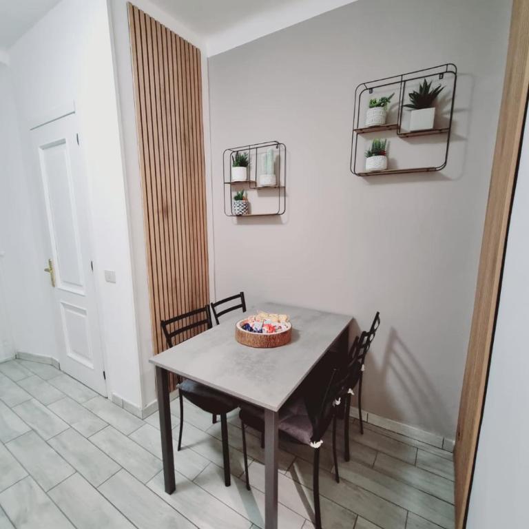 Best Stay Apartment - Two-Bedroom Apartment - 25