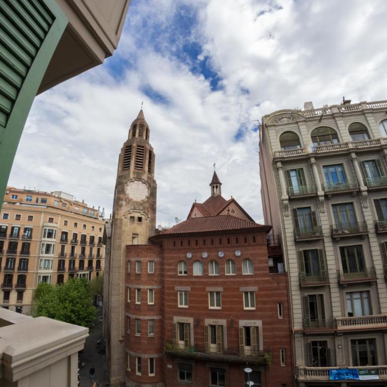 Sant Jordi Hostels Rock Palace - Bed in 8-Bed Female Dormitory Room - 15