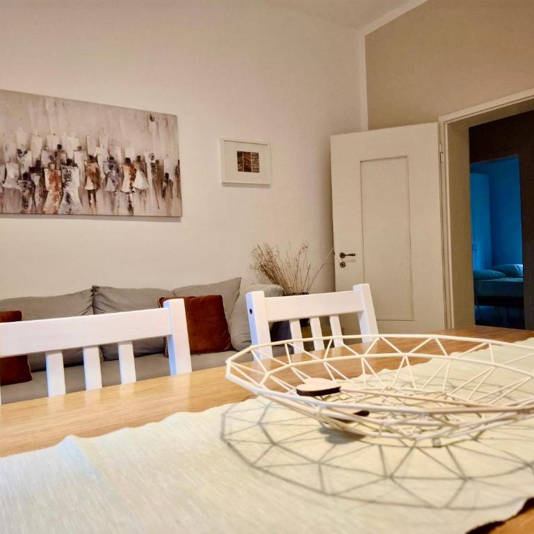 Apartment near hospital and university - Appartamento con 2 Camere da Letto - 4