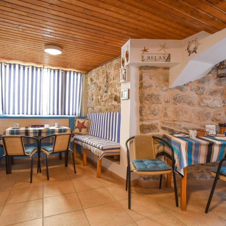 Sailor House - Double Room with Private Bathroom - 33