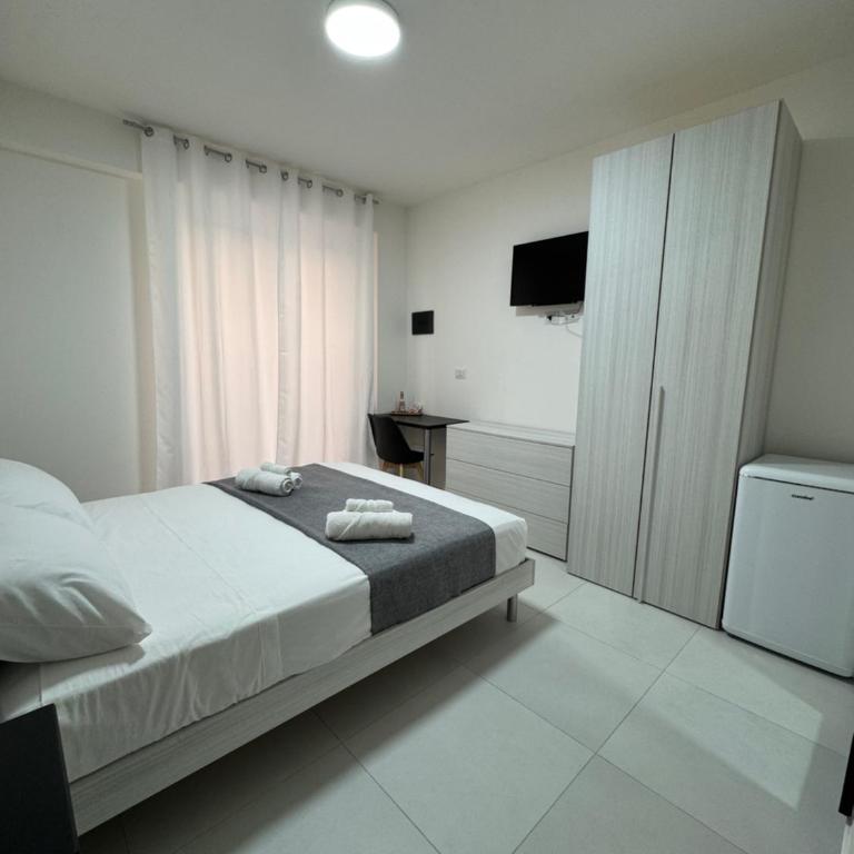 A tre passi dal mare - Camera Matrimoniale con Bagno Privato - 3
