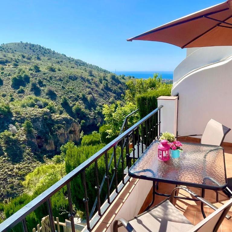 Apartamentos Axarquia , Frigiliana, terraza privada con vistas a la montaña rio y al mar - Apartamento de 1 dormitorio - 17