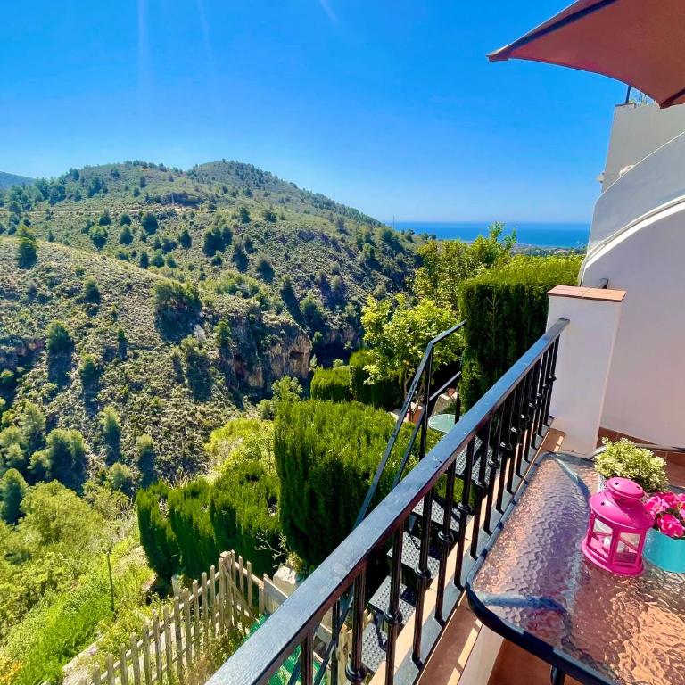Apartamentos Axarquia , Frigiliana, terraza privada con vistas a la montaña rio y al mar - Apartamento de 1 dormitorio - 18