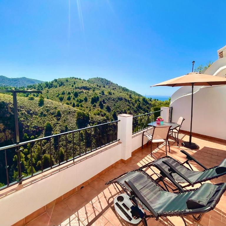 Apartamentos Axarquia , Frigiliana, terraza privada con vistas a la montaña rio y al mar - Apartamento de 1 dormitorio - 19