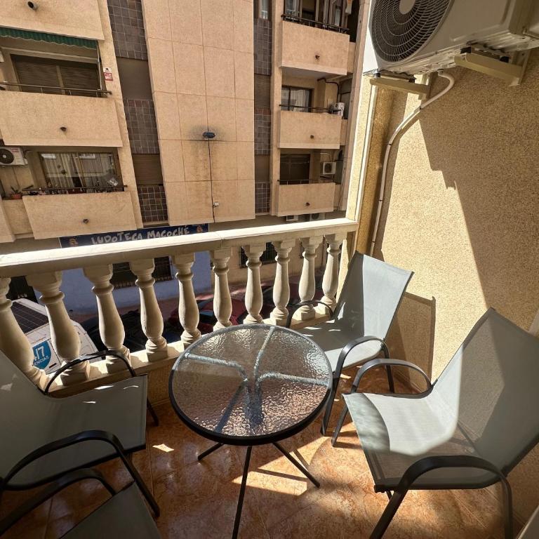Banderas Apartment - Two-Bedroom Apartment - 7