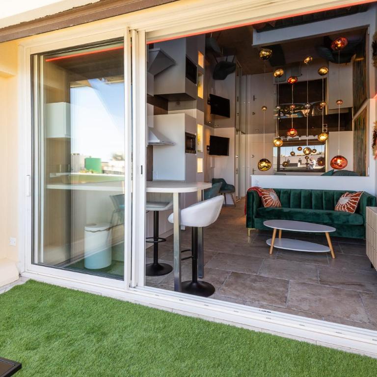 Le Téquila Renovated Apartment with Sunny Terrace in the Cap dAgde - Apartment - 14