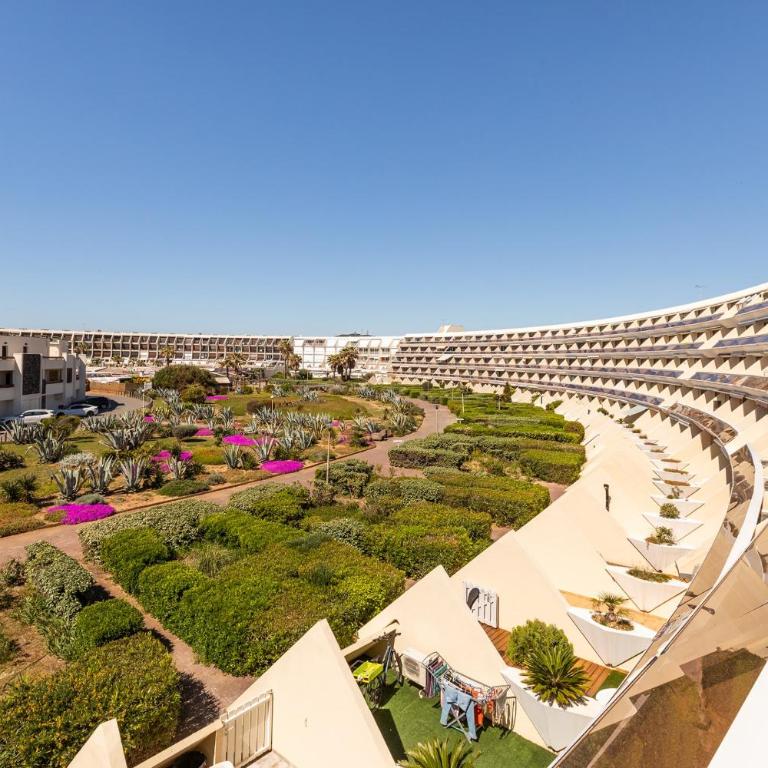Le Téquila Renovated Apartment with Sunny Terrace in the Cap dAgde - Apartment - 16