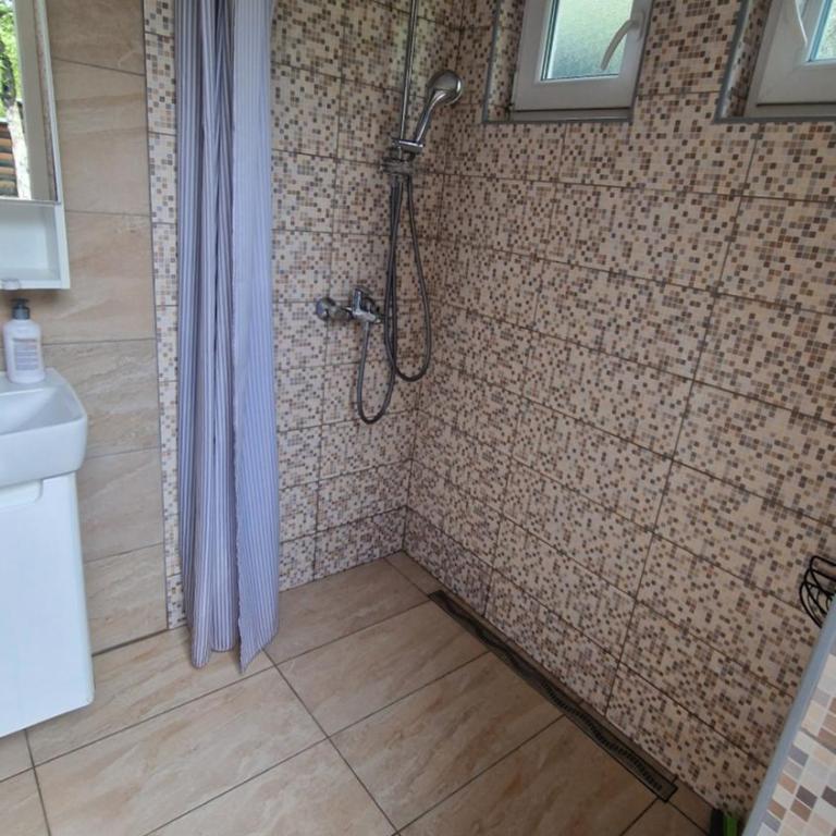 The Bungalows - Standard Double Room - 6