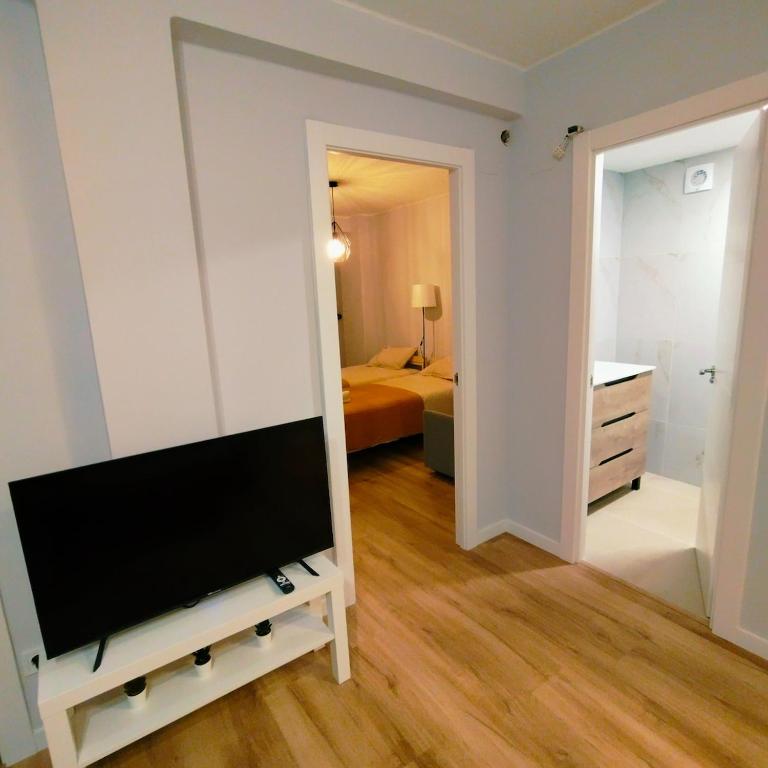 Quiet apartment near the Pilar - Apartamento de 3 dormitorios - 6
