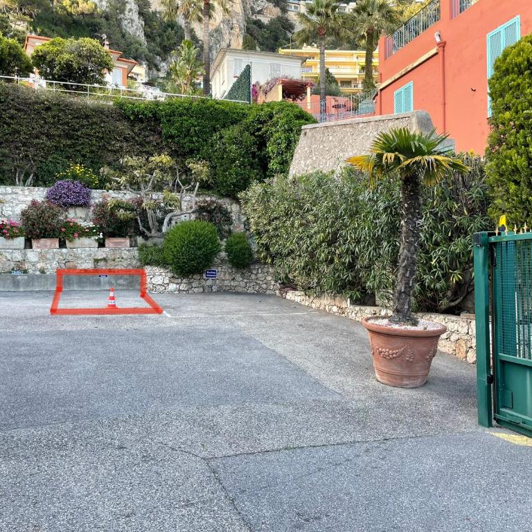 French Riviera - 3 pièces, vue mer et piscine - Appartement 2 Chambres - 55
