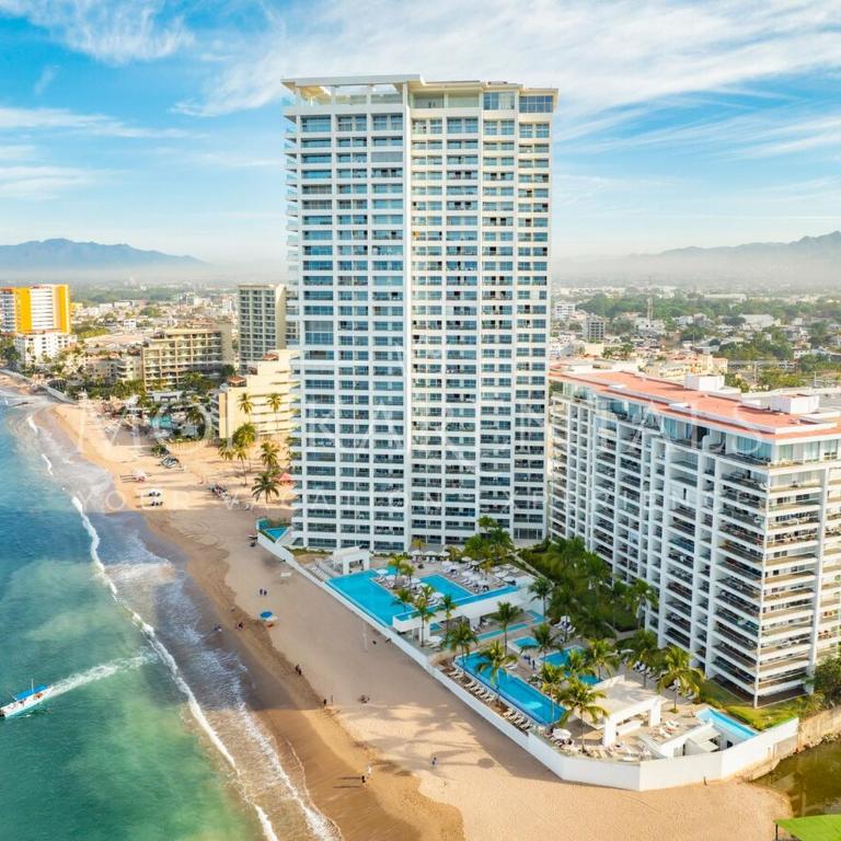 Wake Up to Waves at Mar y Cielo Studio and Free Breakfast - One-Bedroom Apartment - 4