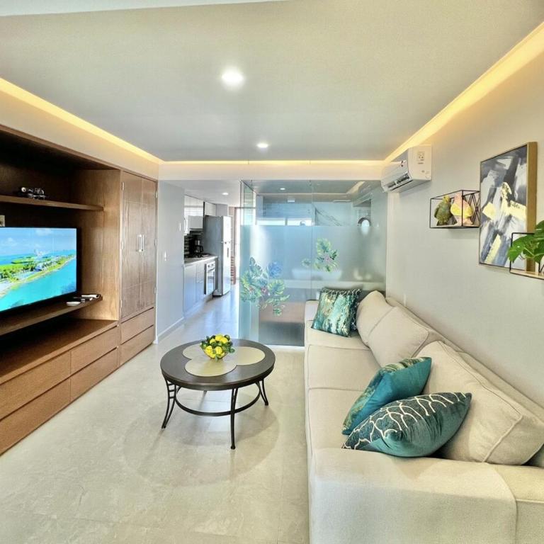 Wake Up to Waves at Mar y Cielo Studio and Free Breakfast - One-Bedroom Apartment - 33