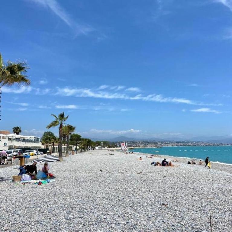 Seaside Studio with Terrace and Free Parking - Beach 2 Min Walk - Apartment mit 1 Schlafzimmer - 8